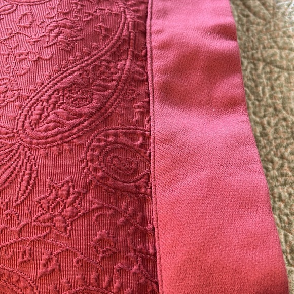 2 Cuddledown Quality Brand Pillow Shams 100% Cotton Luxurious Style Quality EUC - Picture 4 of 14